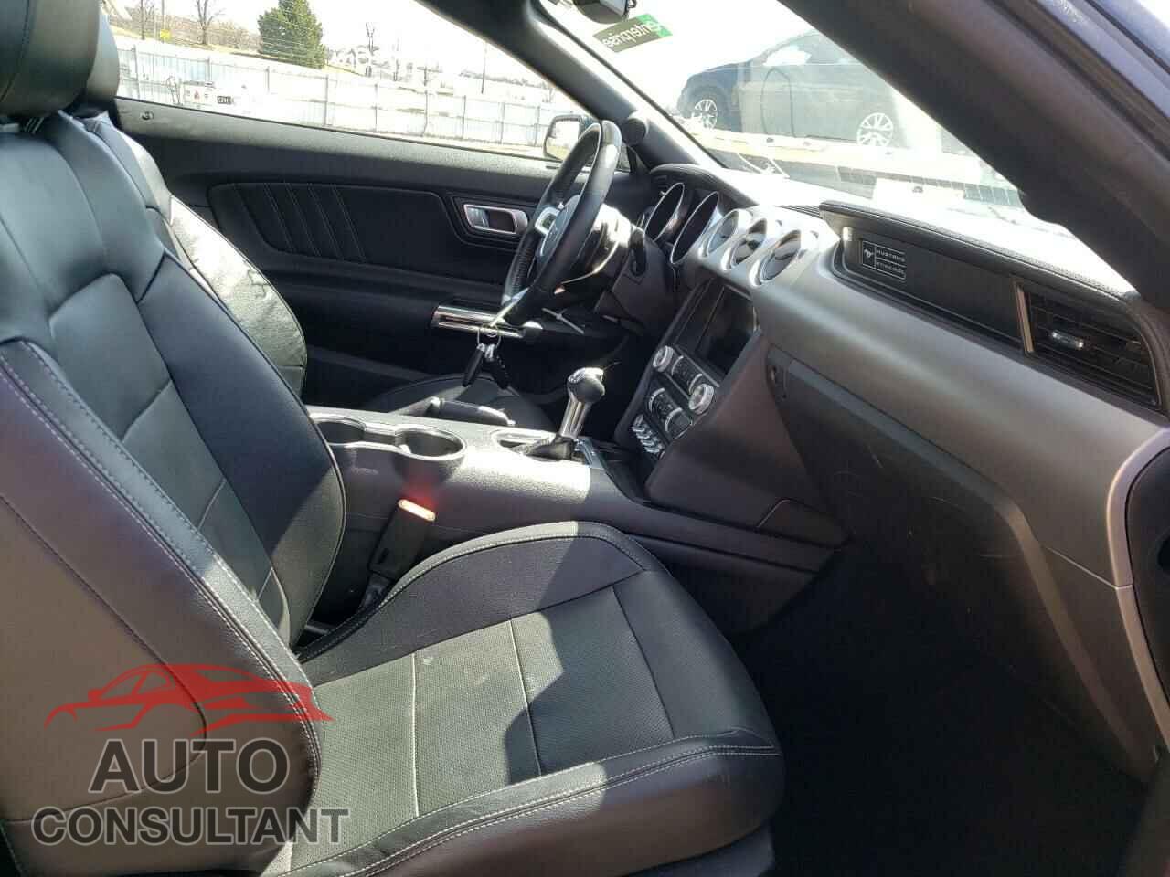 FORD MUSTANG 2020 - 1FATP8UH0L5143213