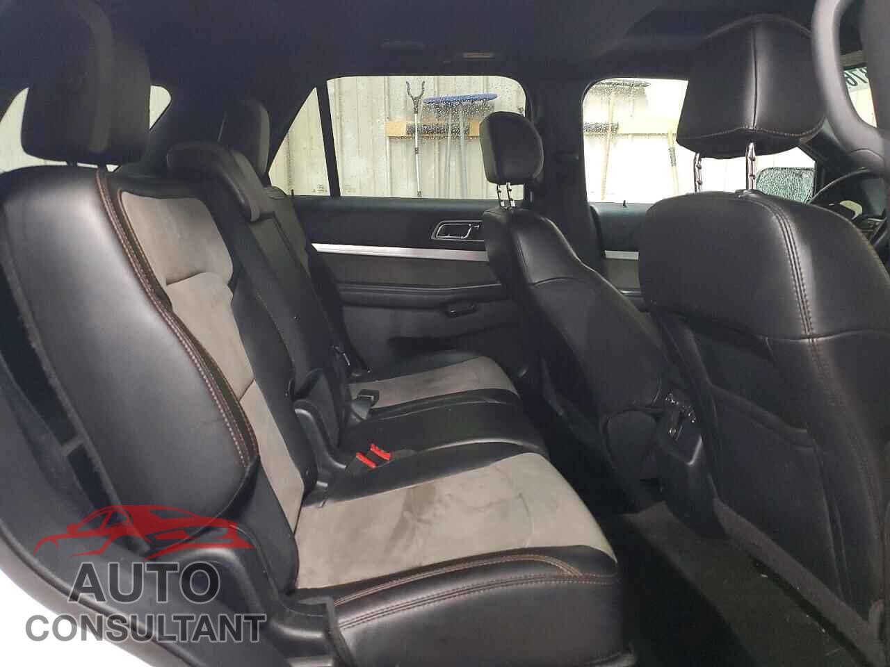 FORD EXPLORER 2017 - 1FM5K8D81HGD00448