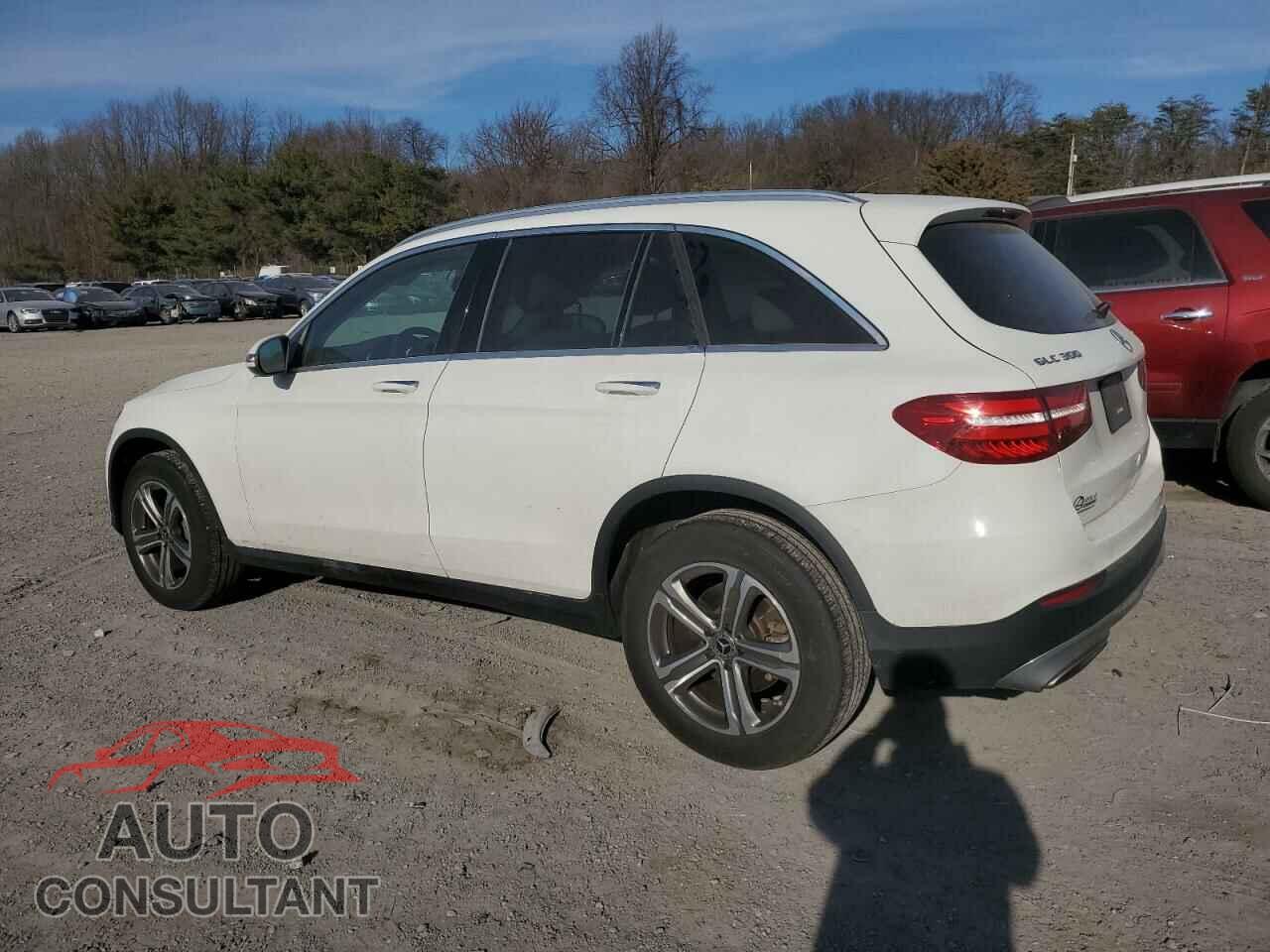 MERCEDES-BENZ GLC-CLASS 2017 - WDC0G4KBXHF221996