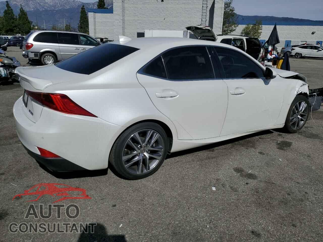 LEXUS IS 2020 - JTHDA1D26L5107205