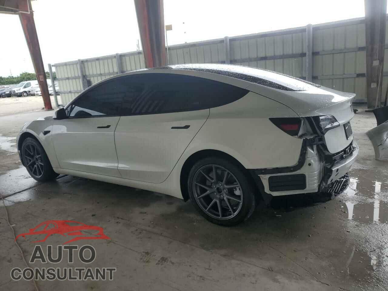 TESLA MODEL 3 2023 - 5YJ3E1EA0PF468571