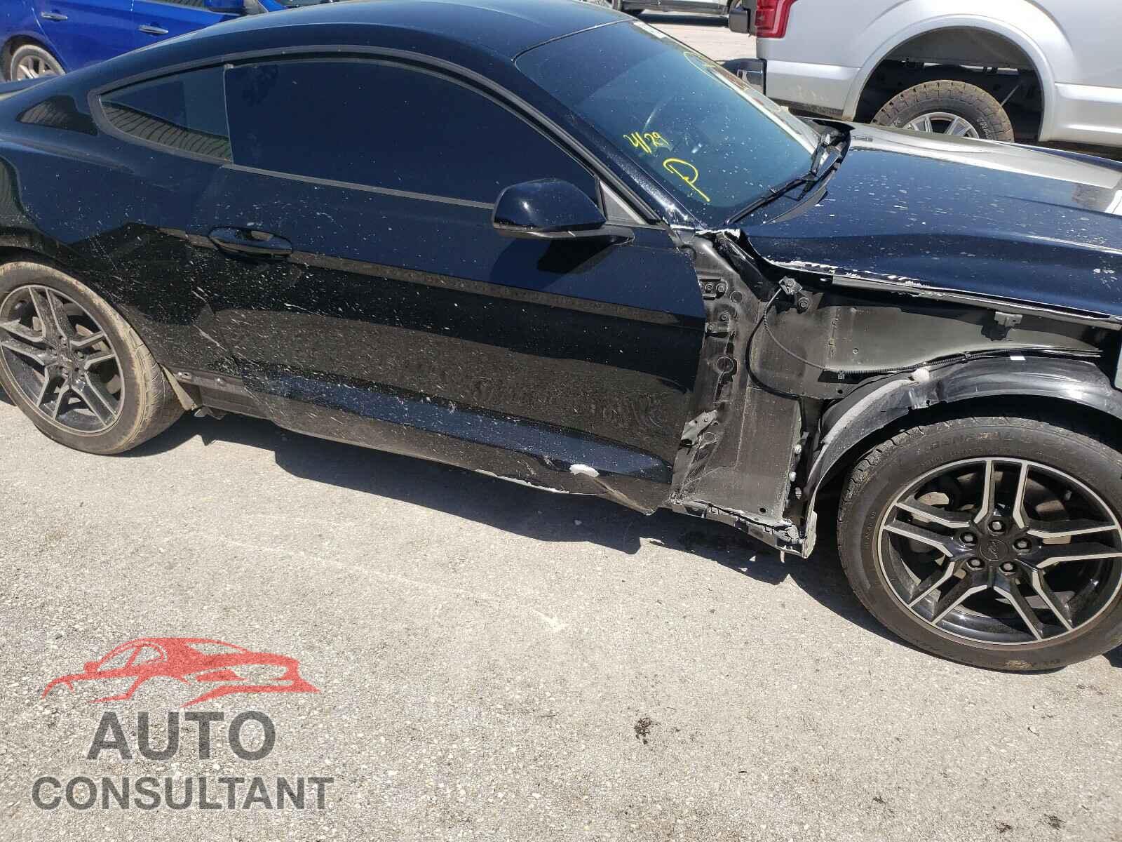 FORD MUSTANG 2018 - 1FA6P8TH0J5167460