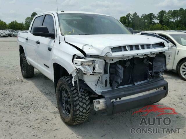 TOYOTA TUNDRA 2017 - 5TFDW5F13HX601774