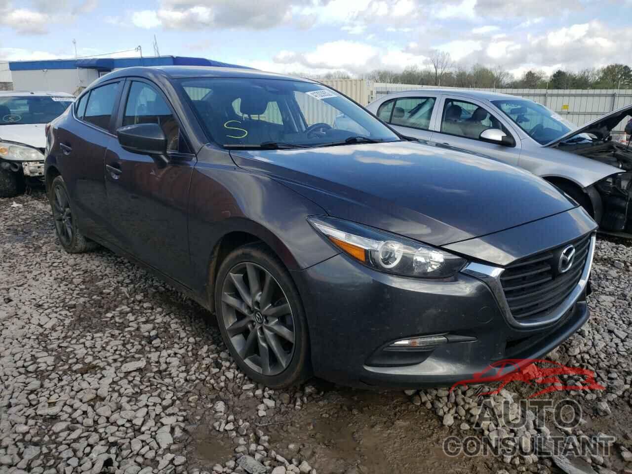 MAZDA 3 2018 - 3MZBN1V33JM238665