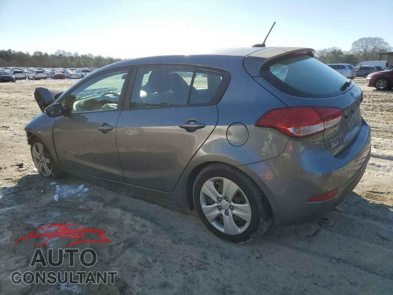 KIA FORTE 2016 - KNAFK5A80G5591074