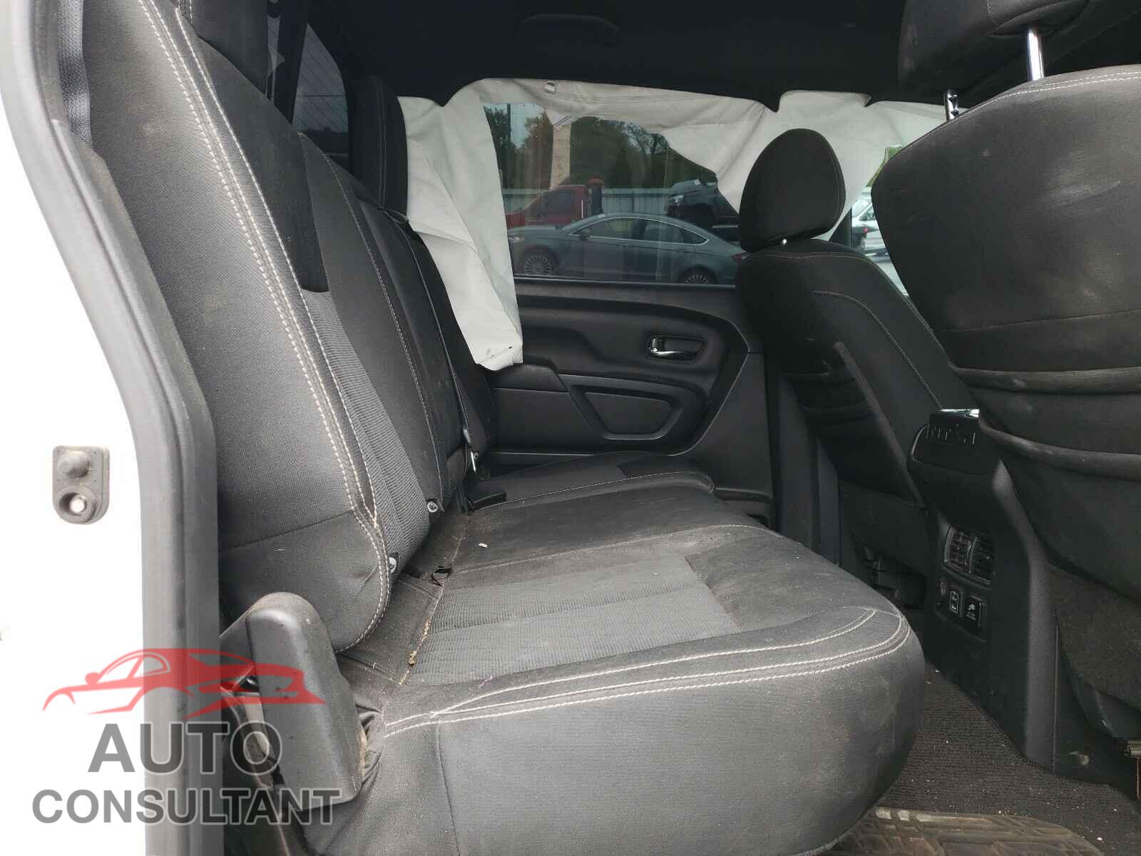 NISSAN TITAN 2019 - 1N6AA1E62KN501611