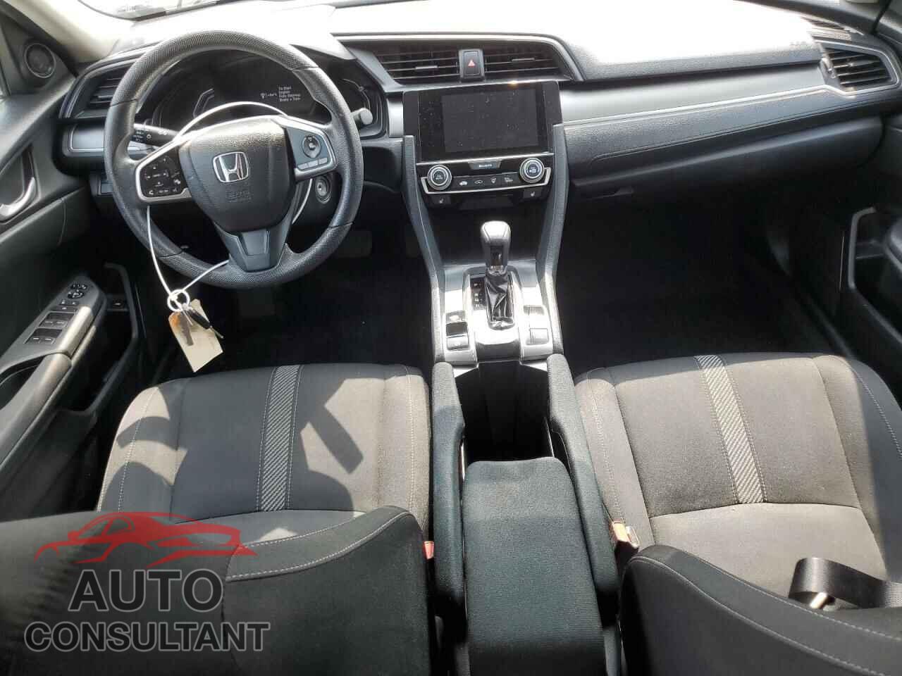 HONDA CIVIC 2017 - 2HGFC2F57HH018598