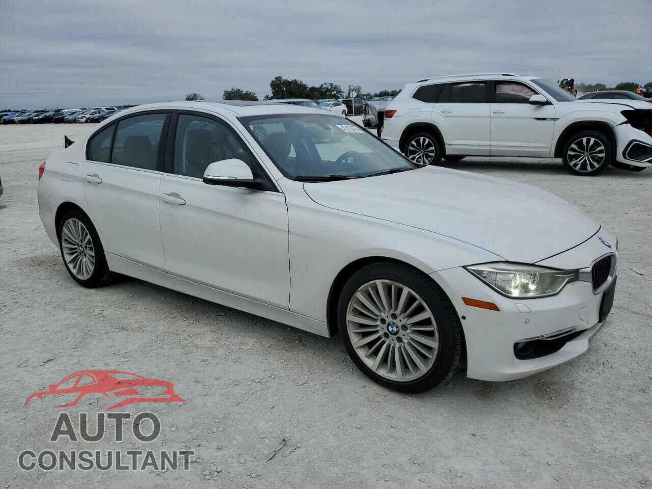 BMW 3 SERIES 2013 - WBA3B3C53DF530771