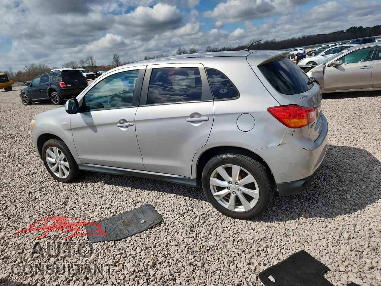 MITSUBISHI OUTLANDER 2014 - 4A4AP3AUXEE030127