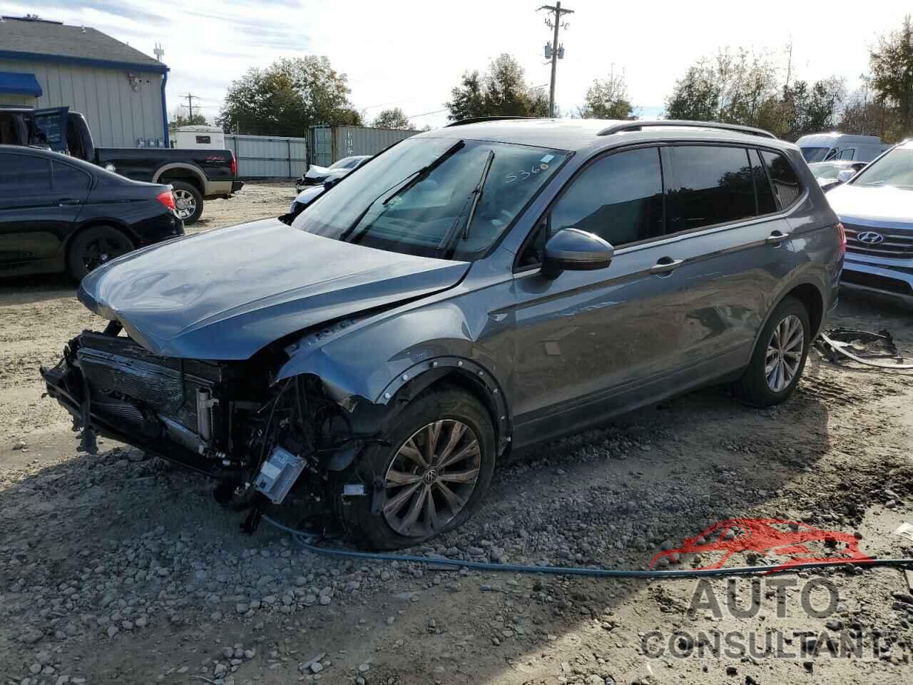 VOLKSWAGEN TIGUAN 2018 - 3VV1B7AX8JM024906