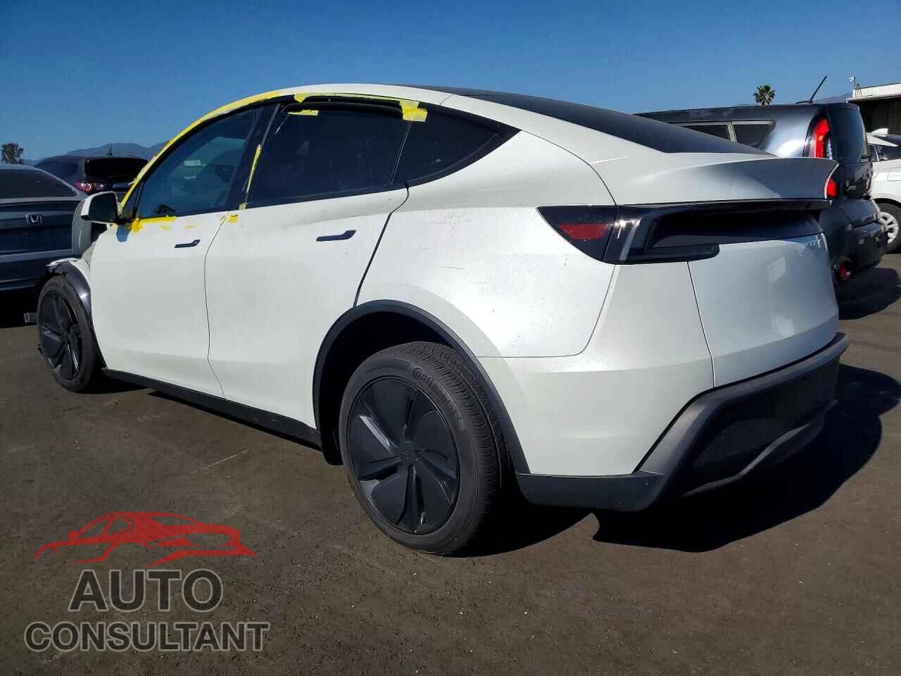 TESLA MODEL Y 2026 - 7SAYGDED9TF542272