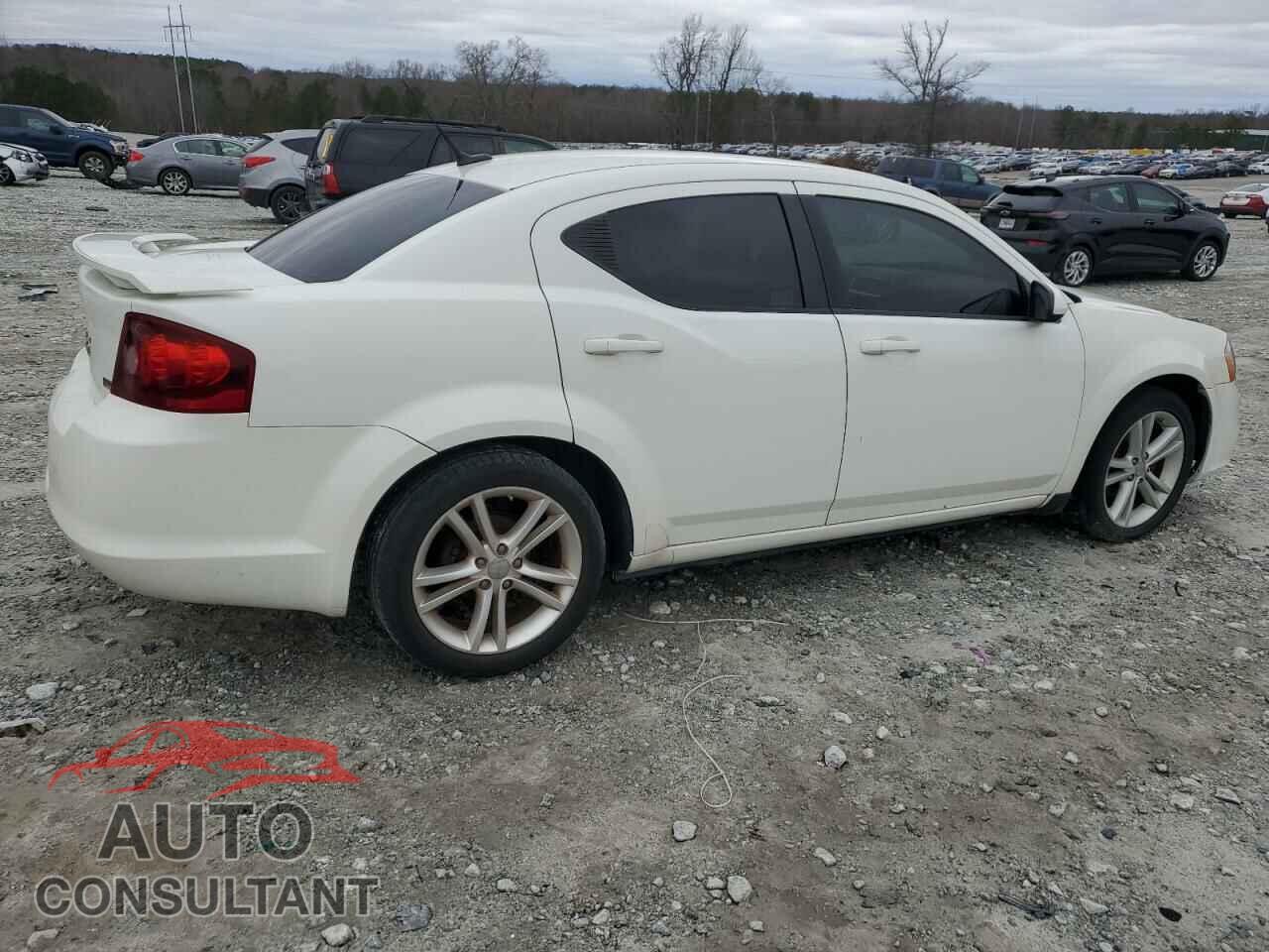 DODGE AVENGER 2011 - 1B3BD1FG2BN523213
