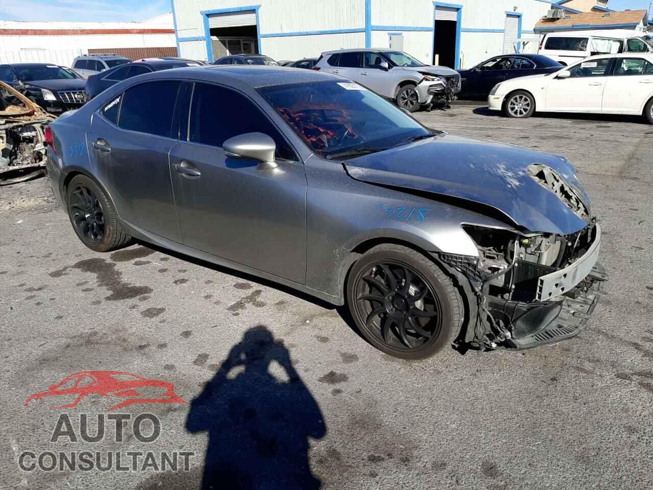 LEXUS IS 2016 - JTHBA1D21G5007431
