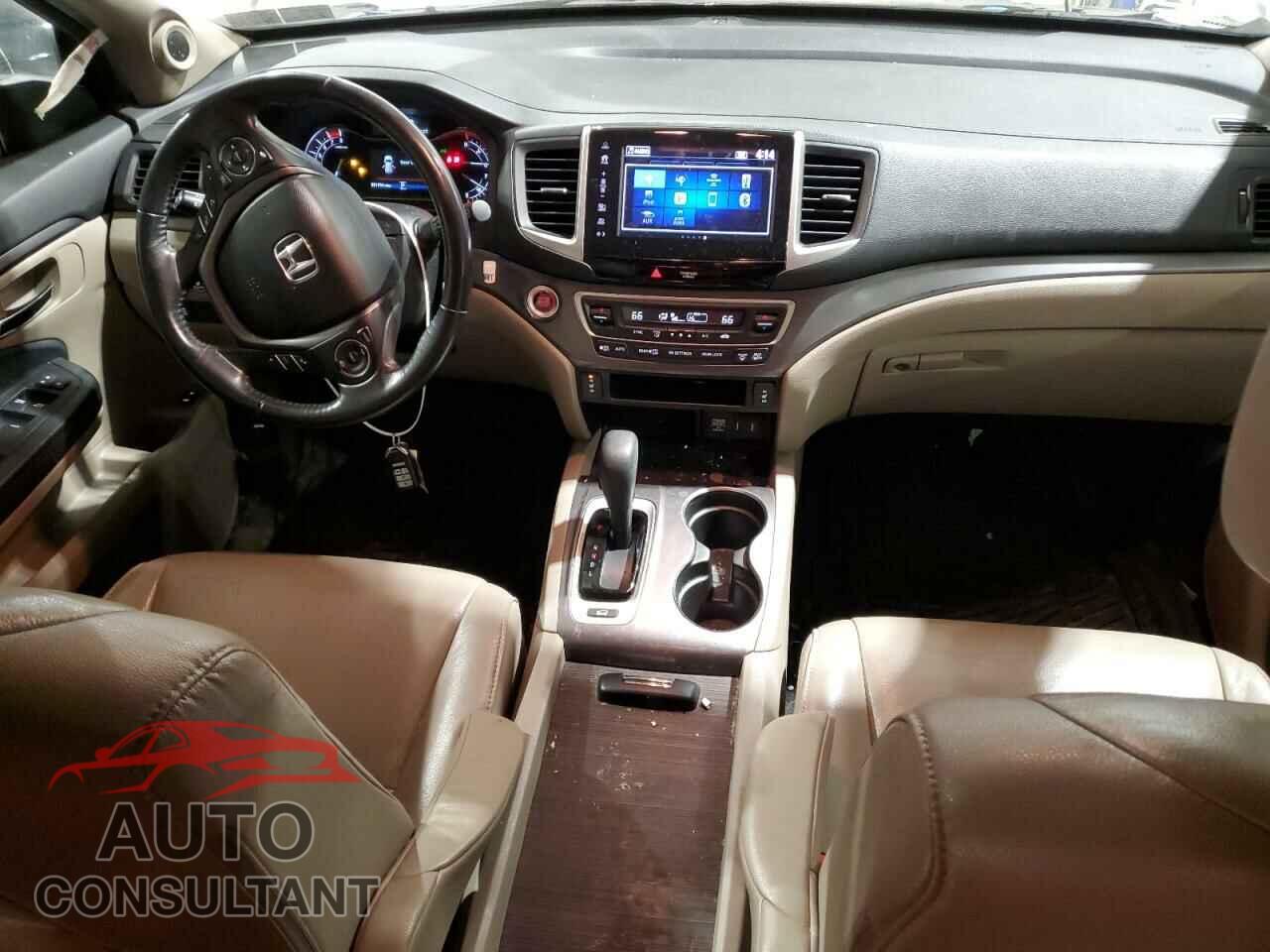 HONDA PILOT 2018 - 5FNYF6H59JB068952