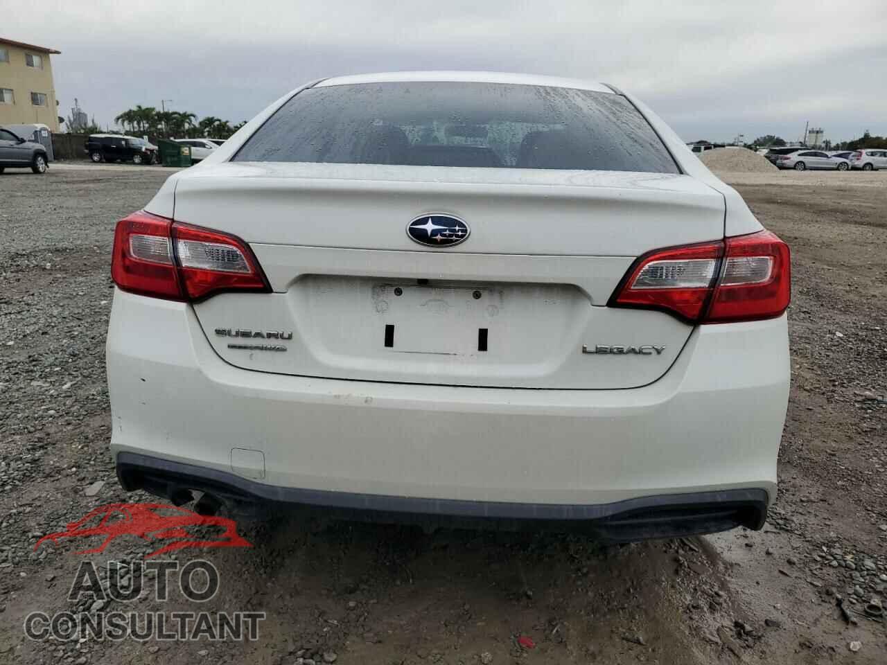 SUBARU LEGACY 2018 - 4S3BNAB60J3012974