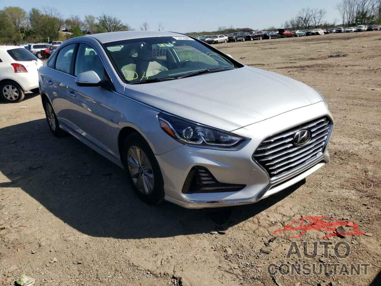 HYUNDAI SONATA 2019 - KMHE24L37KA090625