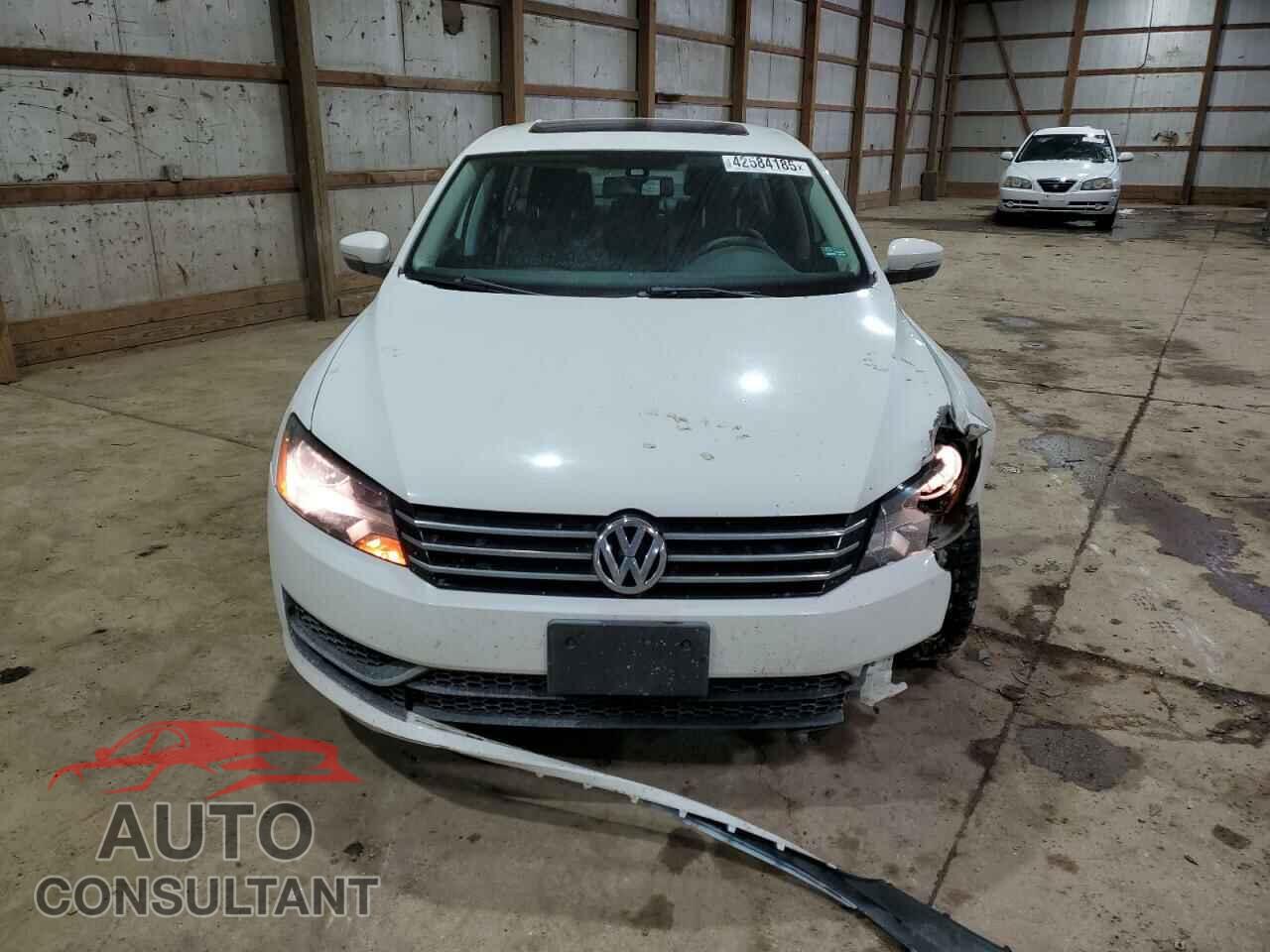 VOLKSWAGEN PASSAT 2014 - 1VWBT7A36EC054679