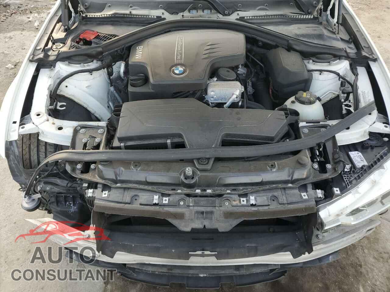 BMW 3 SERIES 2016 - WBA8E9G55GNT45013