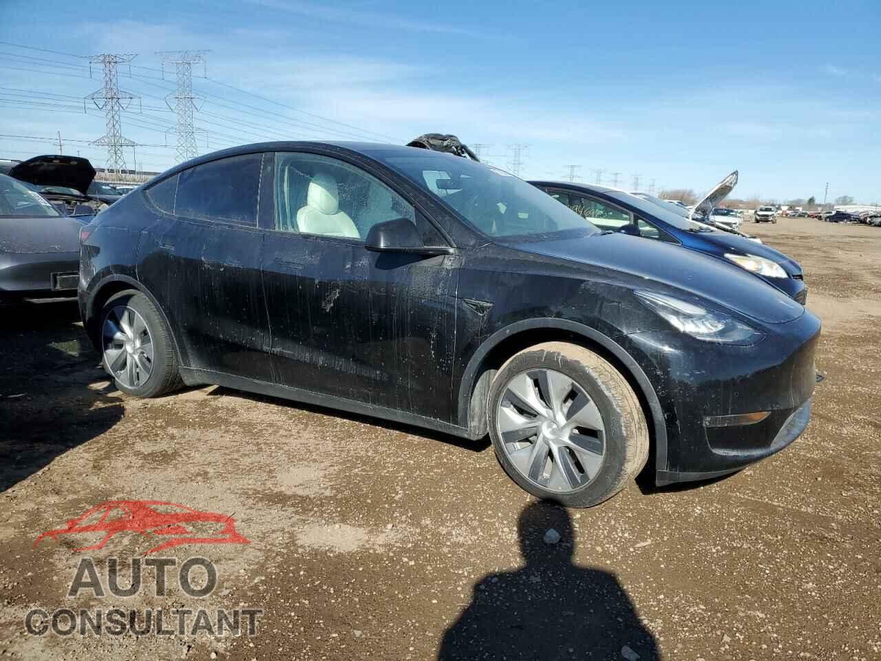 TESLA MODEL Y 2021 - 5YJYGAEE3MF130662