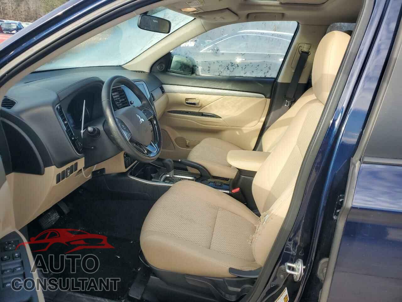 MITSUBISHI OUTLANDER 2017 - JA4AD3A36HZ004882