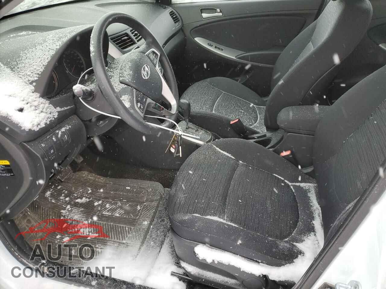 HYUNDAI ACCENT 2017 - KMHCT5AE0HU332516