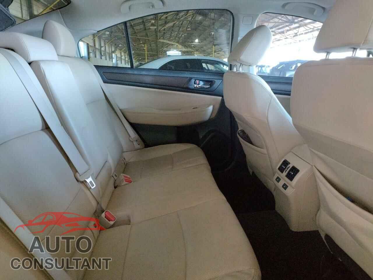 SUBARU LEGACY 2017 - 4S3BNAN63H3031248