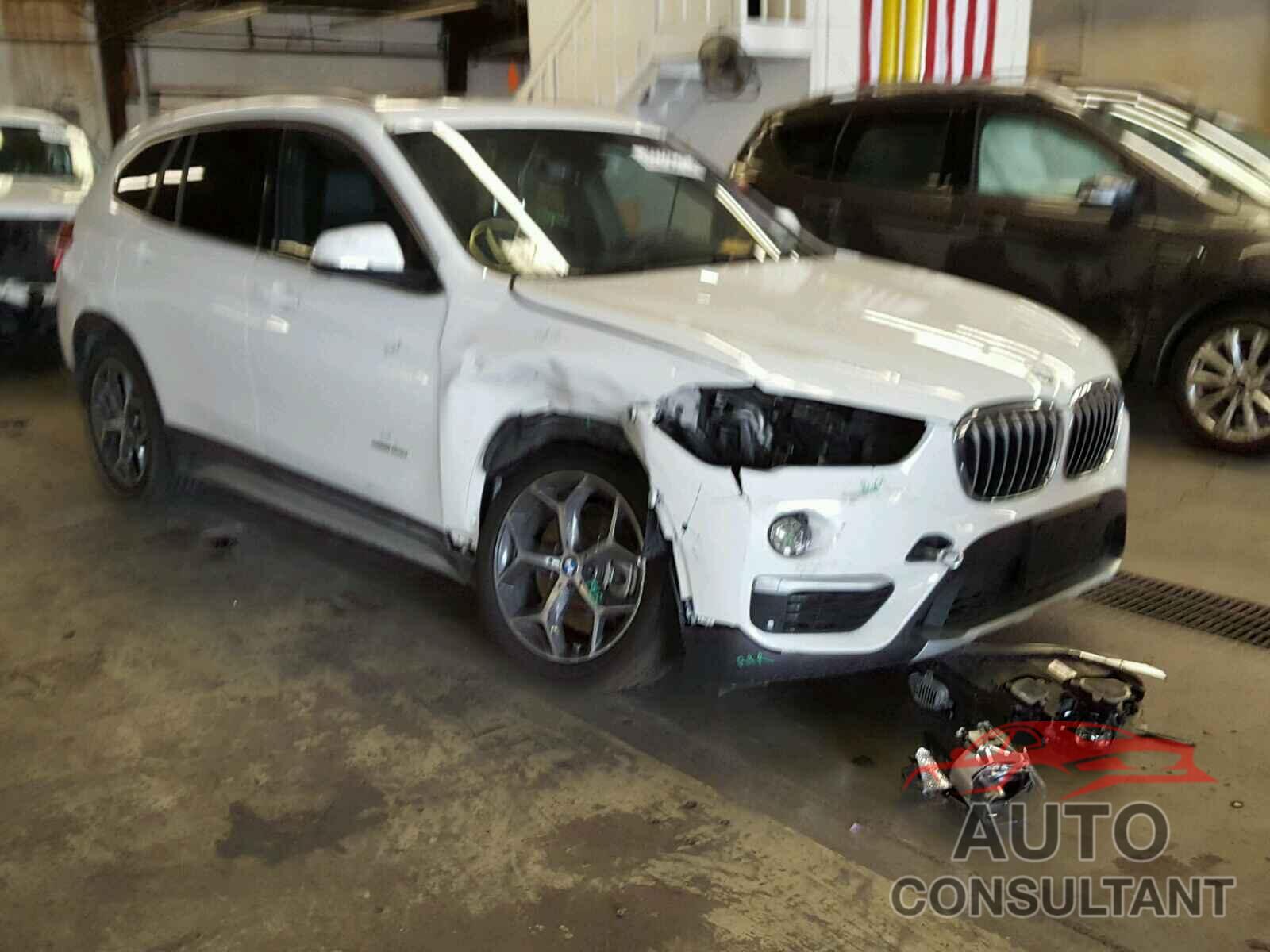 BMW X1 XDRIVE28I 2016 - WBXHT3C37GP883035