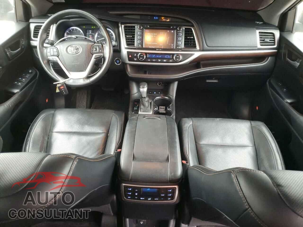 TOYOTA HIGHLANDER 2015 - 5TDDKRFH0FS147213