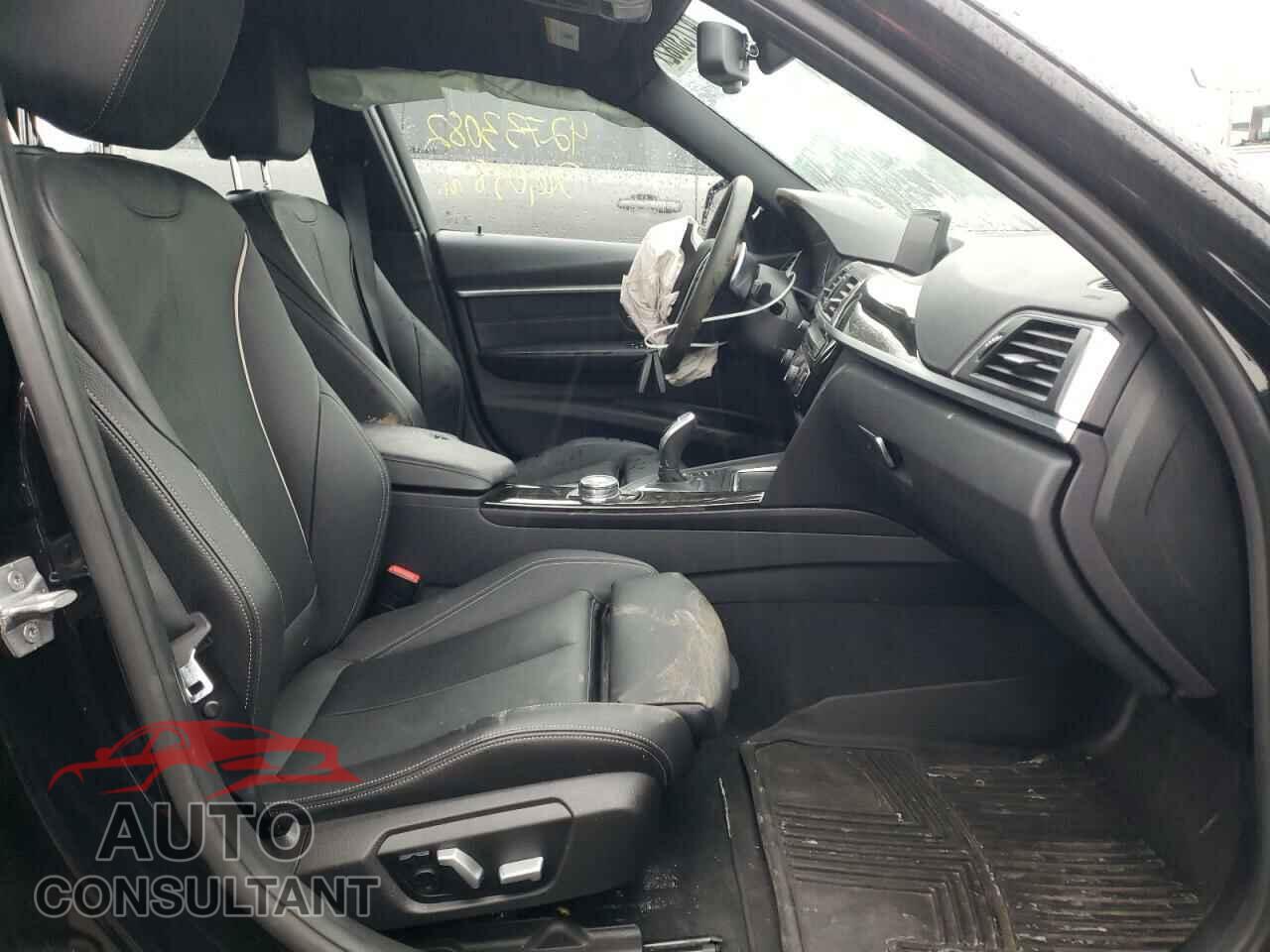BMW 3 SERIES 2016 - WBA8E3G51GNU03485