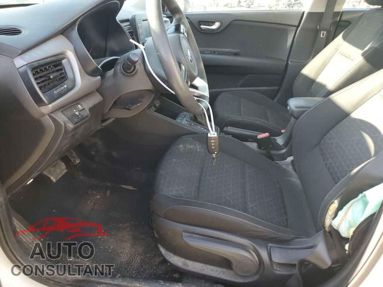 KIA RIO 2018 - 3KPA24AB2JE120056