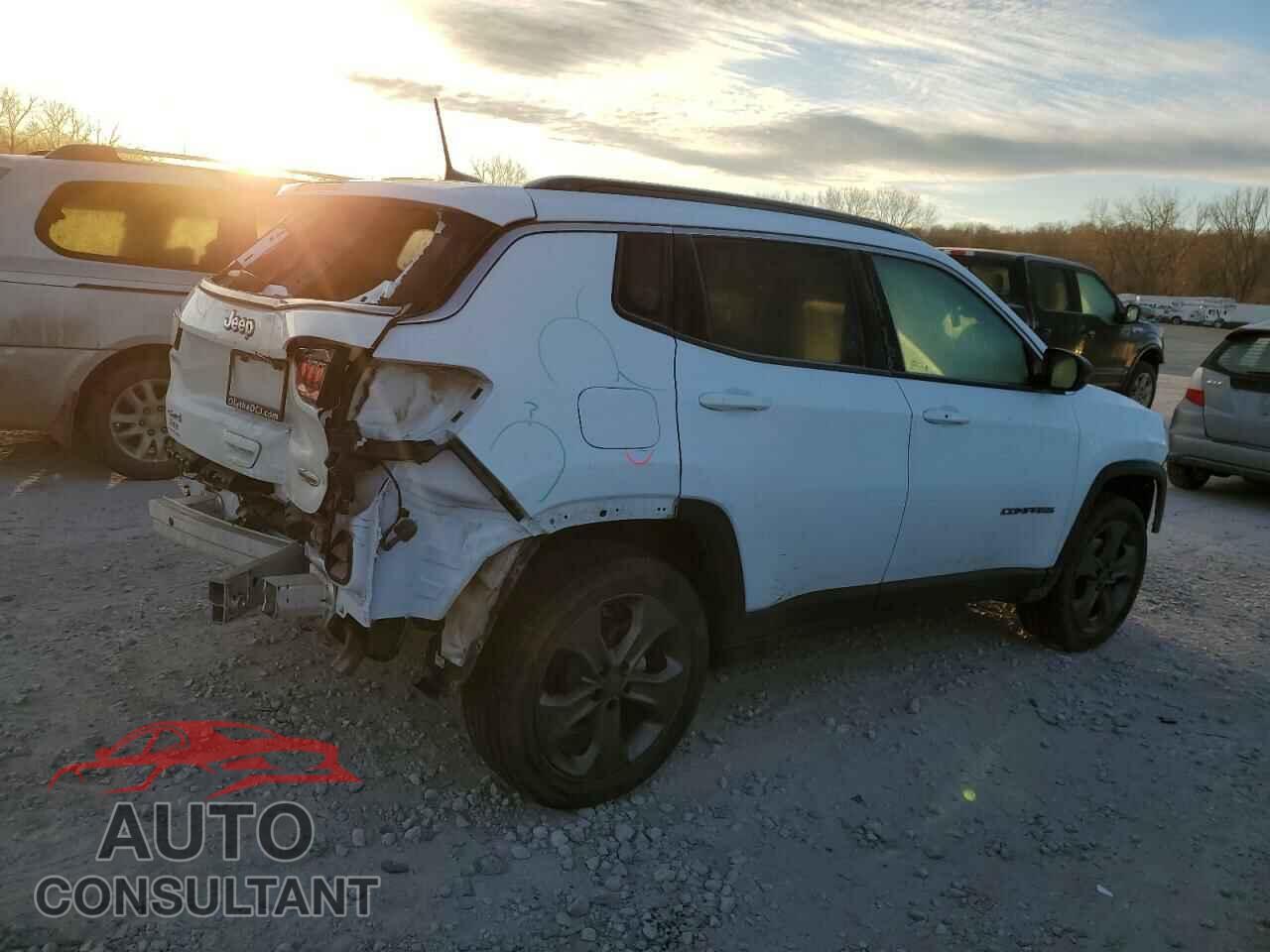 JEEP COMPASS 2022 - 3C4NJDFB7NT142083