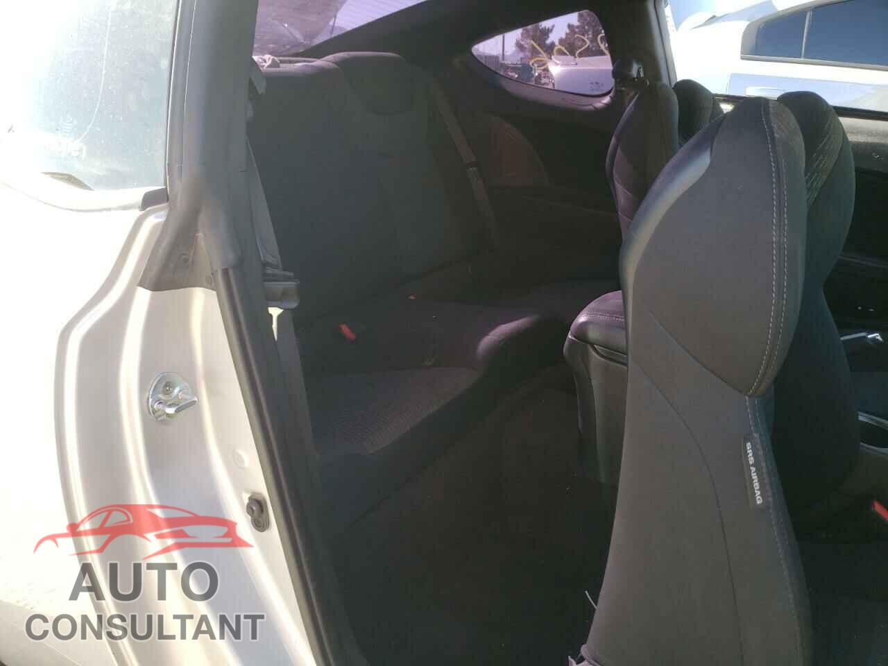 HYUNDAI GENESIS 2016 - KMHHT6KJ1GU134632