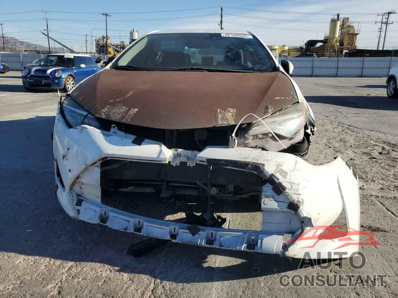 TOYOTA COROLLA 2017 - 5YFBURHE8HP660368