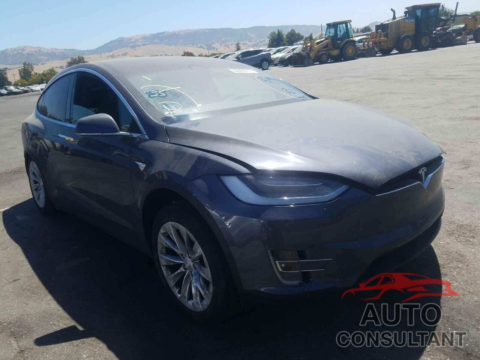 TESLA MODEL X 2019 - 5YJXCAE24KF184675