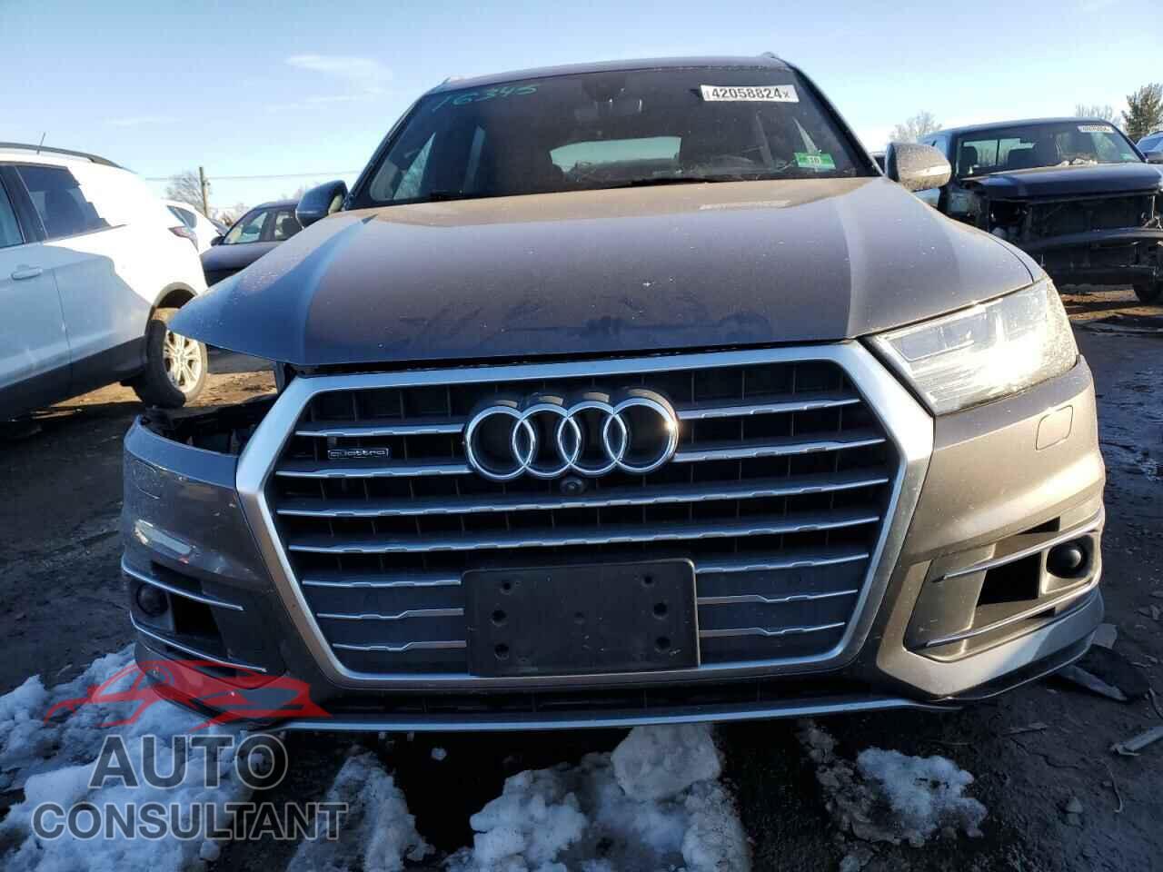 AUDI Q7 2018 - WA1LAAF7XJD049005