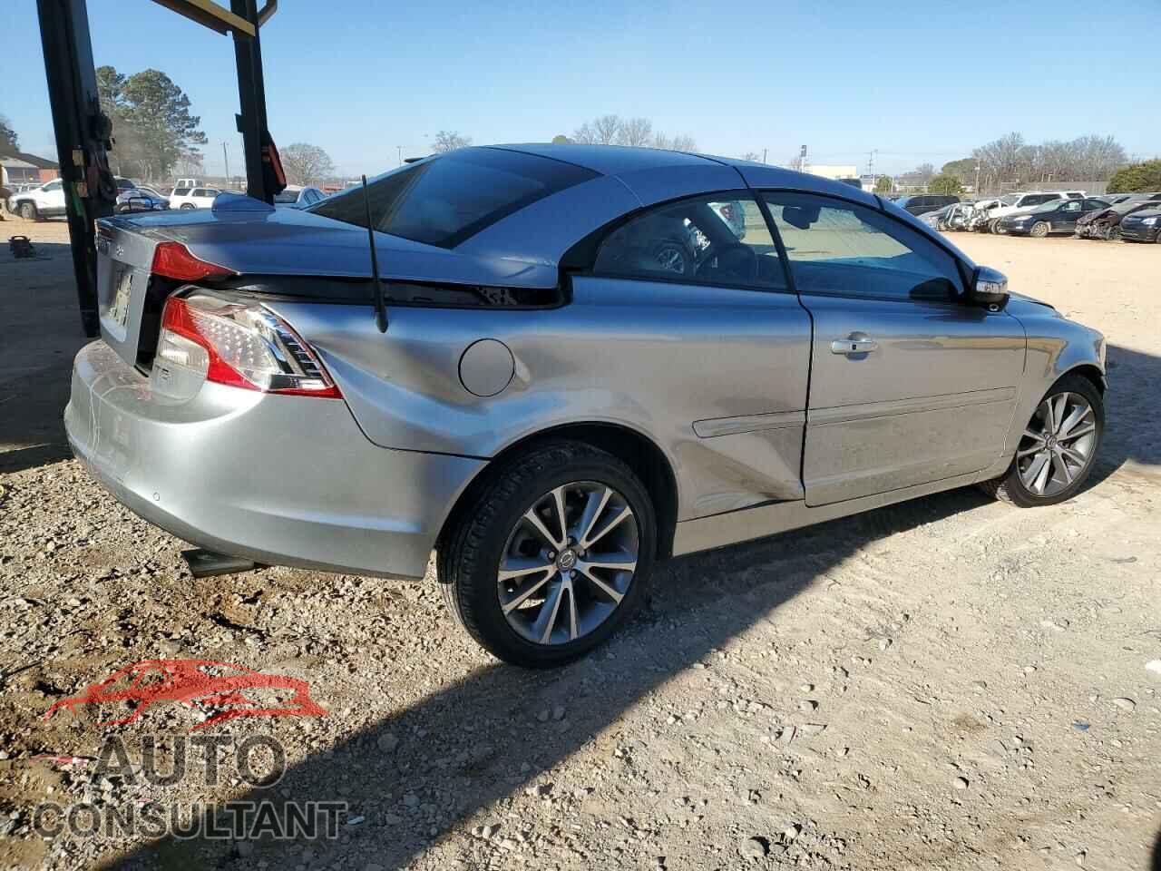 VOLVO C70 2013 - YV1672MC9DJ137647