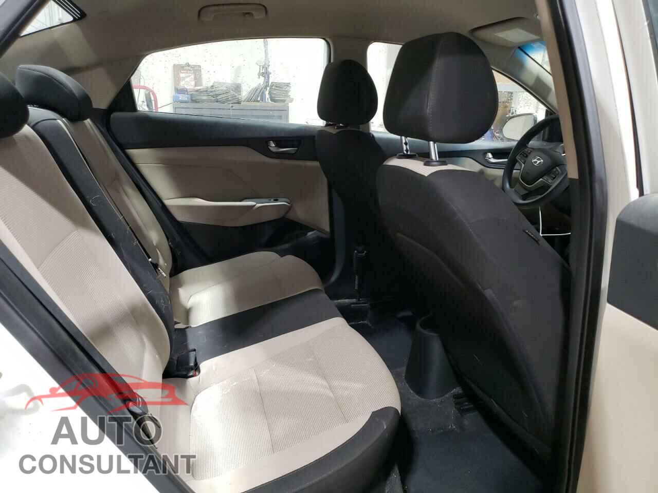 HYUNDAI ACCENT 2018 - 3KPC24A34JE028769
