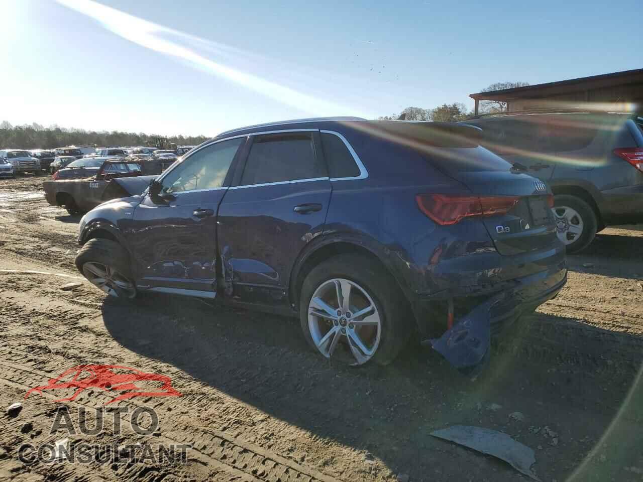 AUDI Q3 2021 - WA1EECF32M1019069