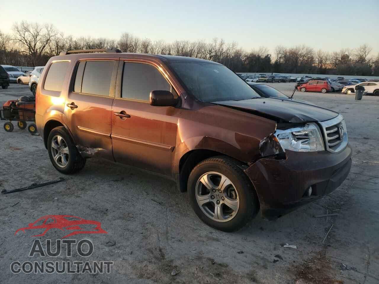 HONDA PILOT 2013 - 5FNYF4H48DB054380
