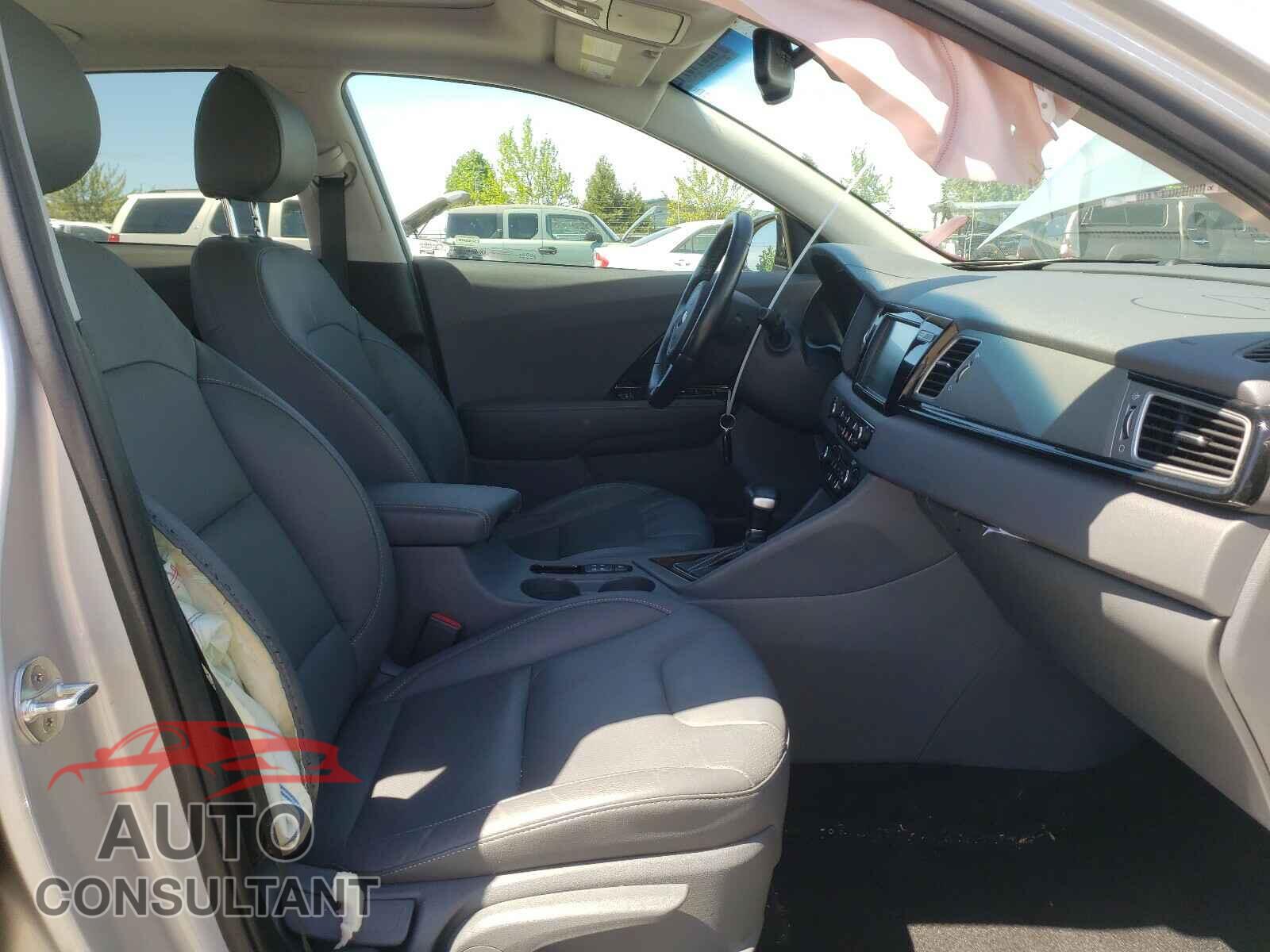 KIA NIRO 2018 - KNDCE3LC5J5127241