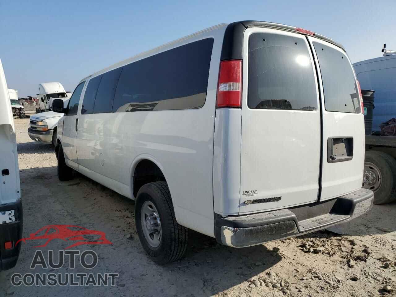 CHEVROLET EXPRESS 2017 - 1GAZGPFF2H1235943