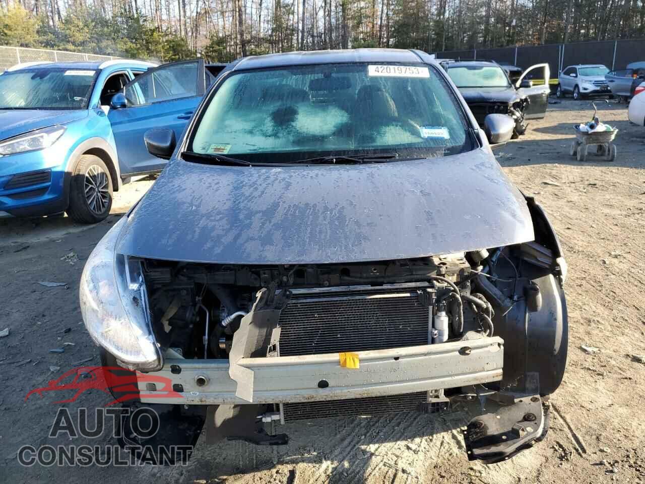 NISSAN VERSA 2019 - 3N1CN7AP7KL812424