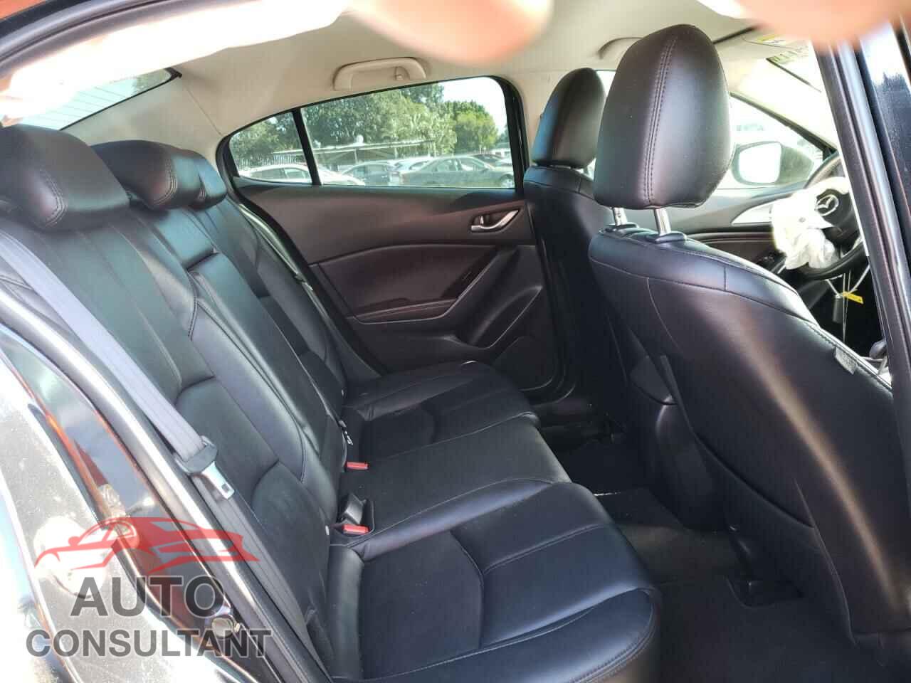 MAZDA 3 2017 - 3MZBN1V76HM128044