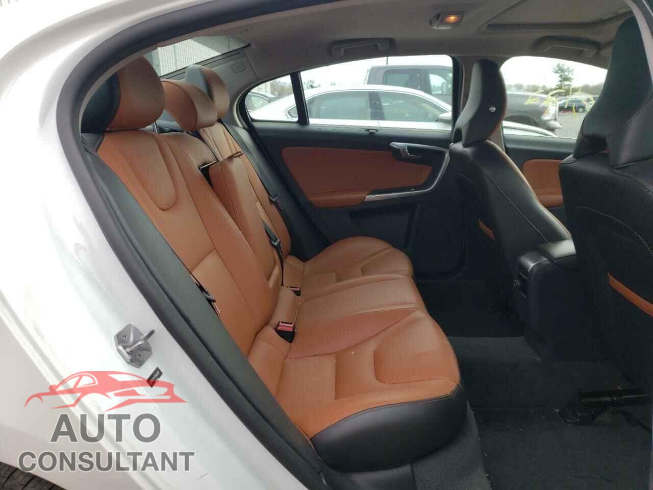 VOLVO S60 2017 - LYV402TK7HB153807