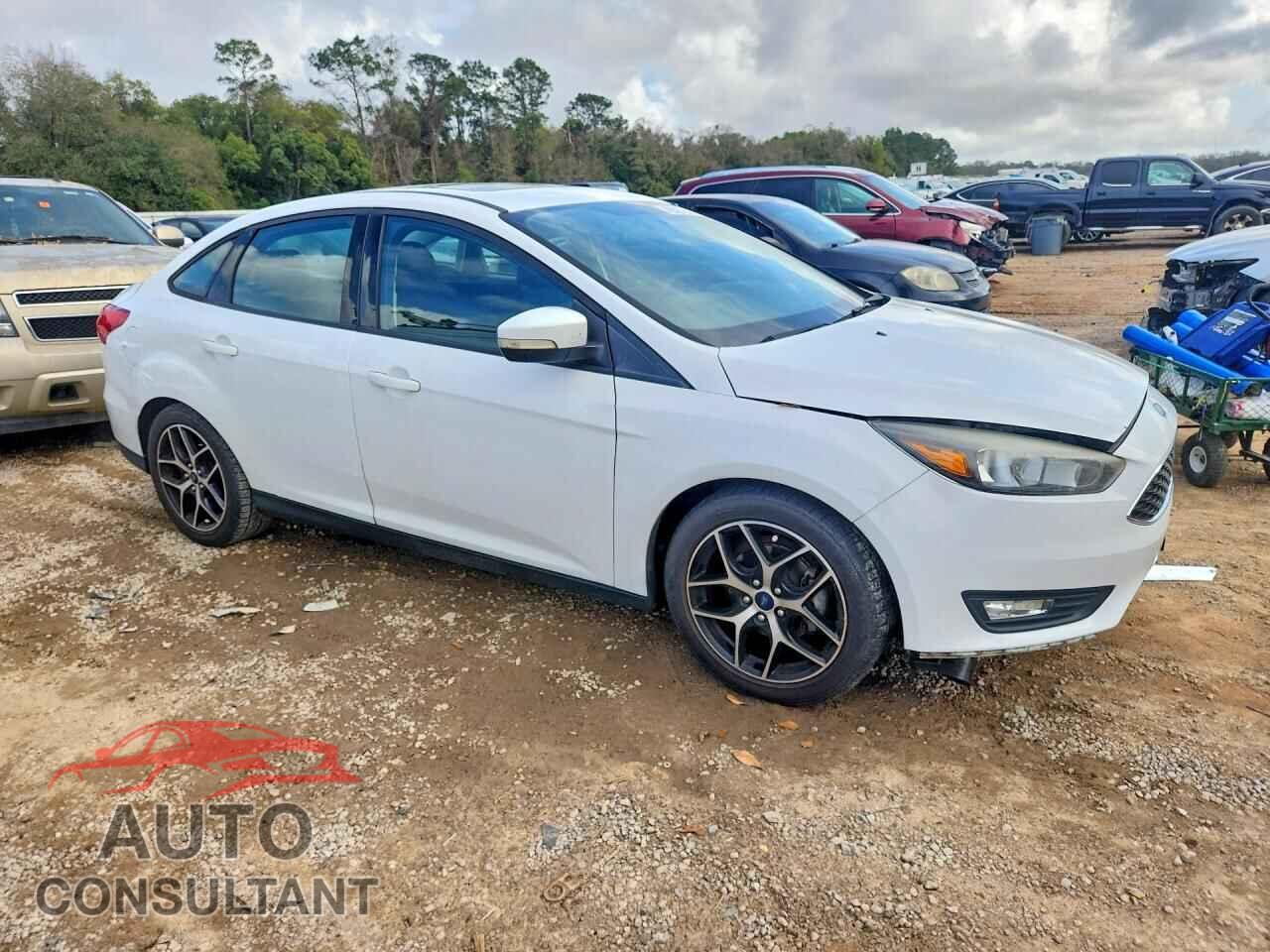 FORD FOCUS 2017 - 1FADP3H29HL202033