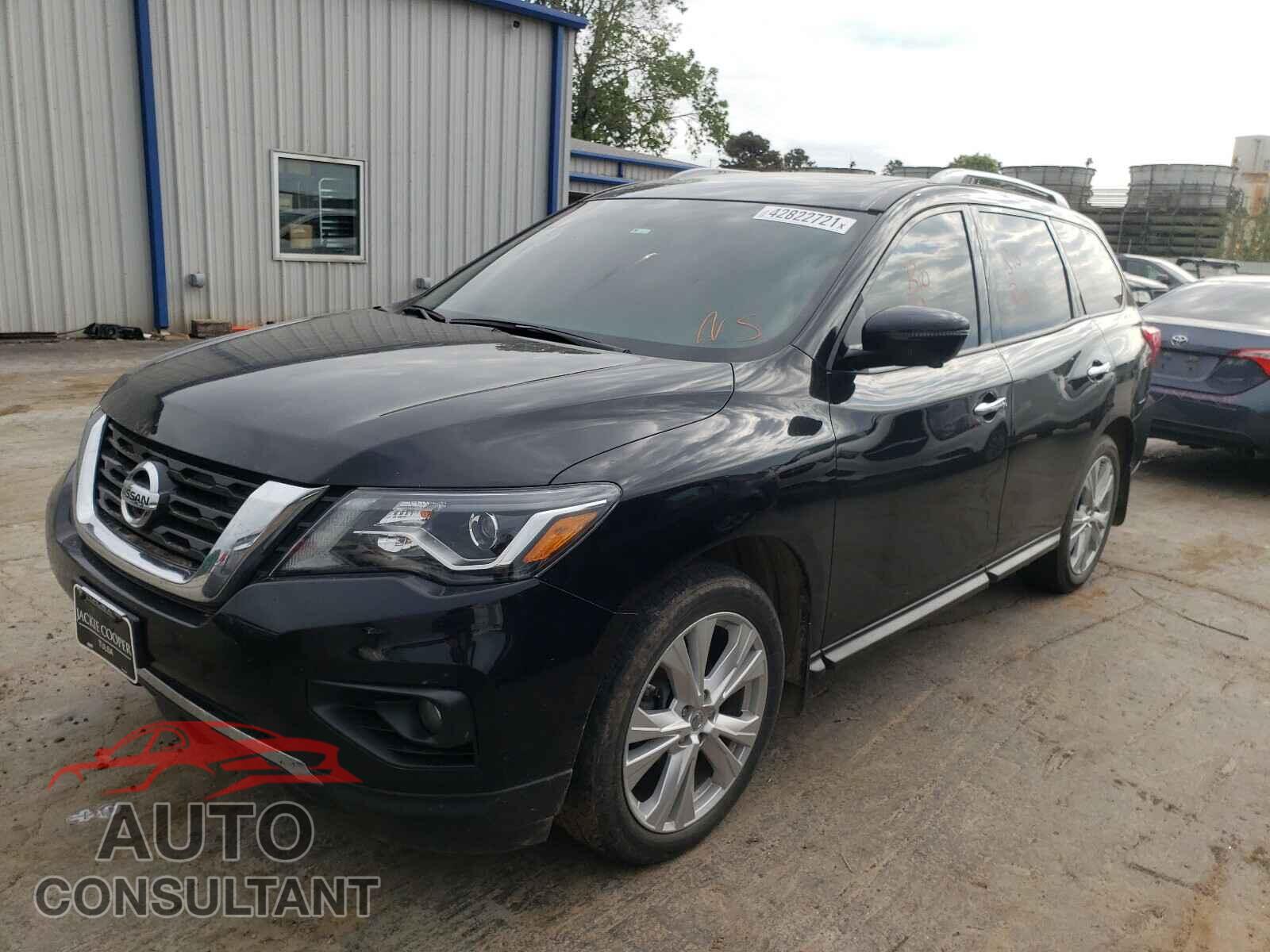 NISSAN PATHFINDER 2018 - 5N1DR2MM6JC618919