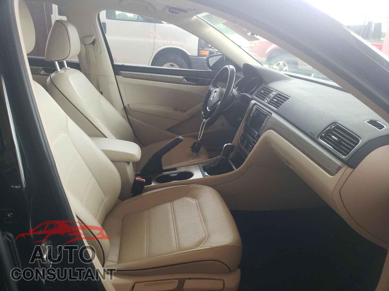 VOLKSWAGEN PASSAT 2016 - 1VWBS7A38GC046914