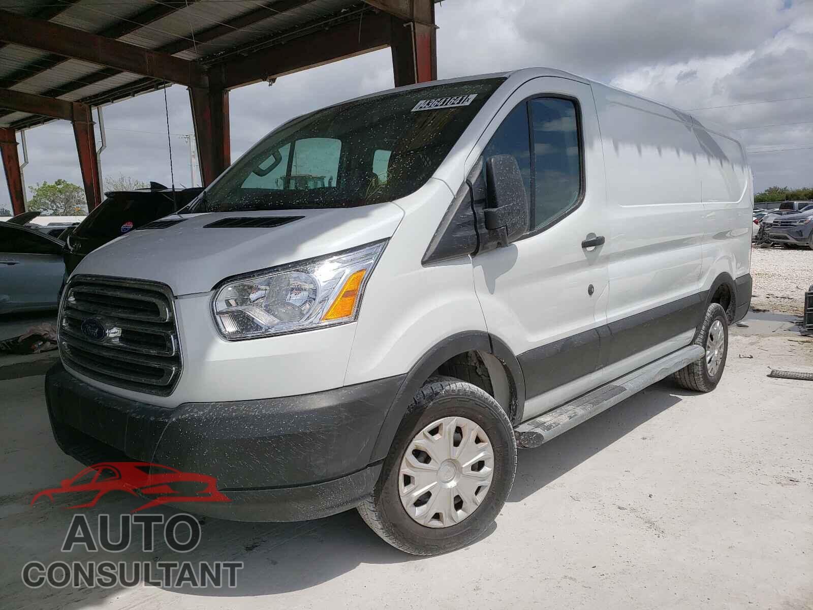 FORD TRANSIT CO 2019 - 1FTYR1YM5KKB20020