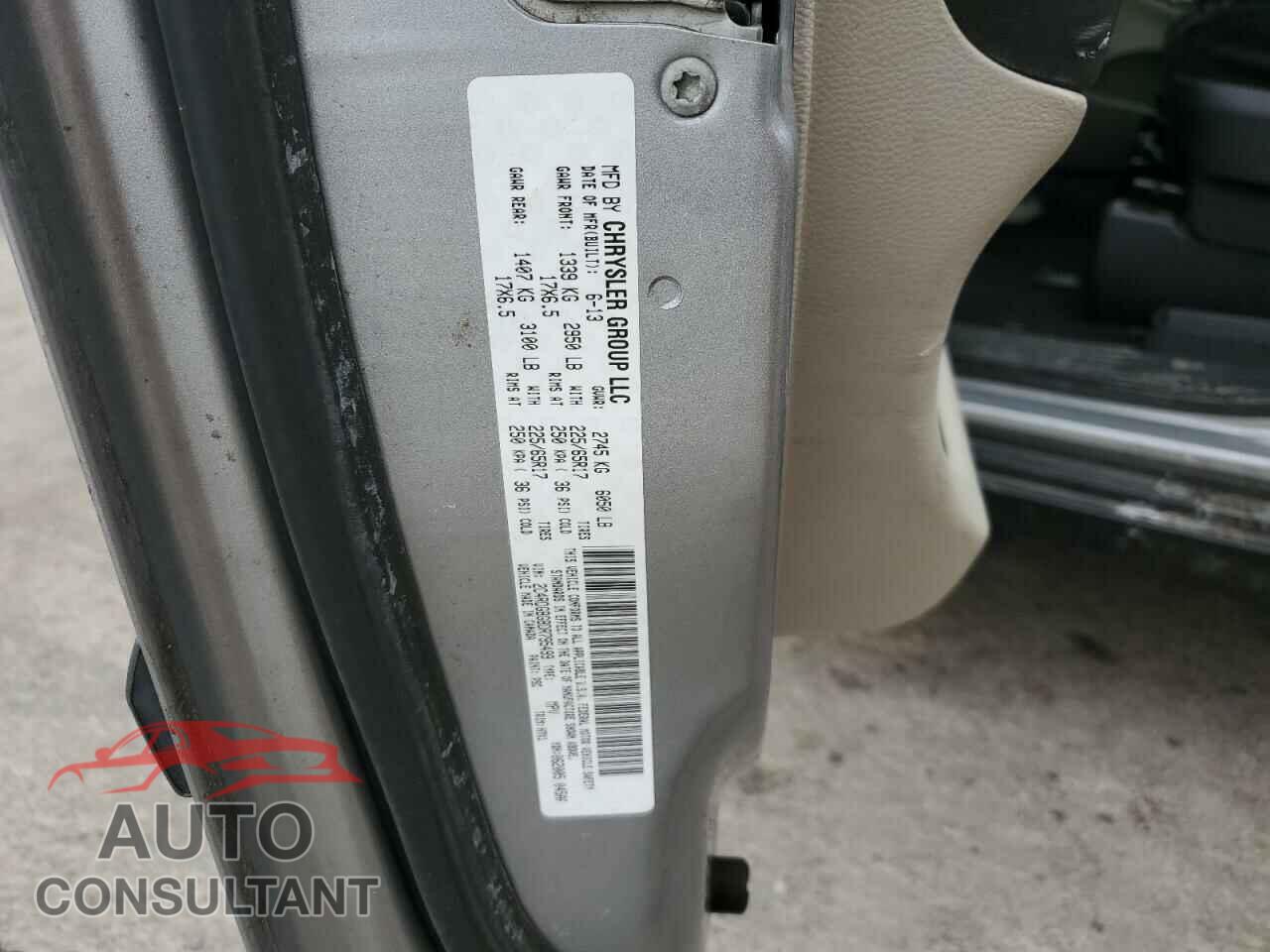 DODGE CARAVAN 2013 - 2C4RDGBG8DR795499