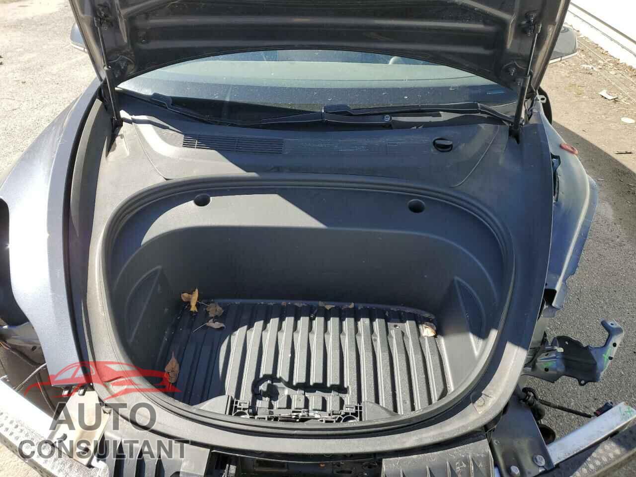 TESLA MODEL 3 2020 - 5YJ3E1EB2LF790308